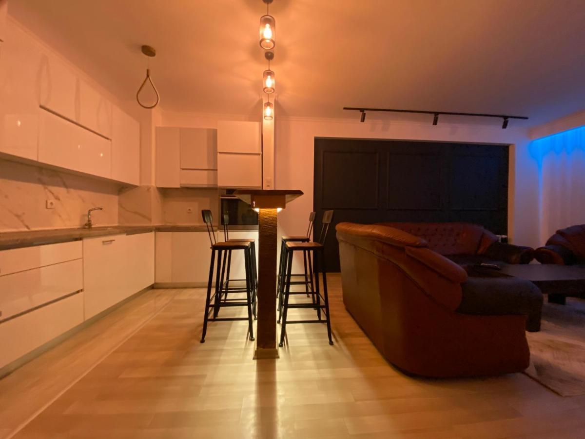 Prishtina Escape Apartments Pristina Exteriör bild