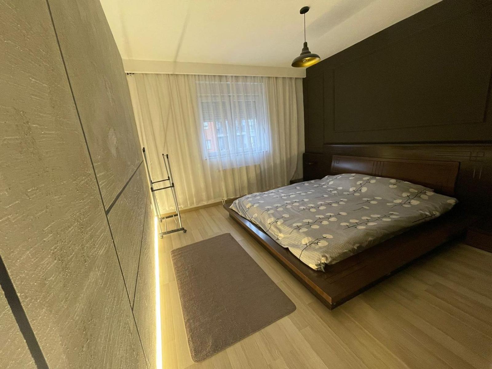 Prishtina Escape Apartments Pristina Exteriör bild
